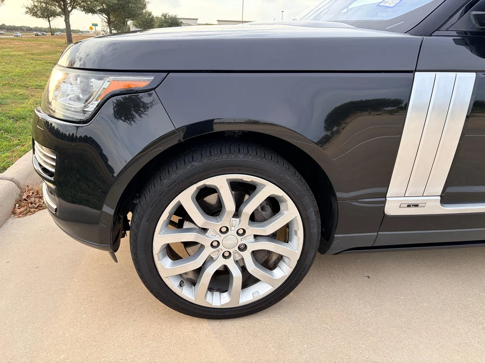 2016 Land Rover Range Rover L405 - Image 17 of 31