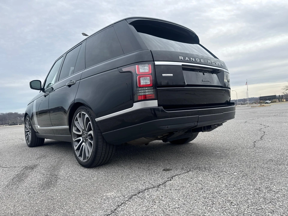 2016 Land Rover Range Rover L405 - Image 10 of 28