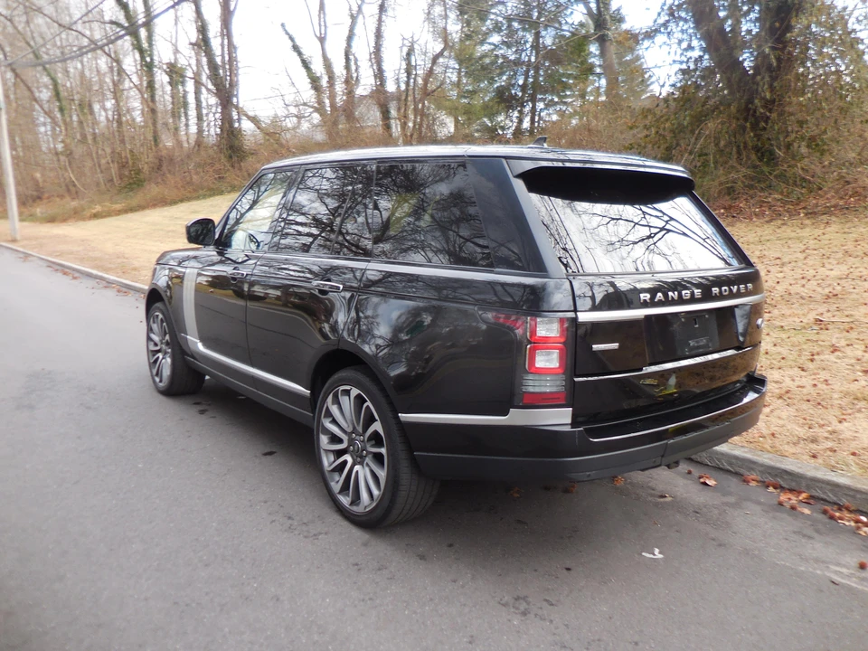 2016 Land Rover Range Rover L405 - Image 9 of 28