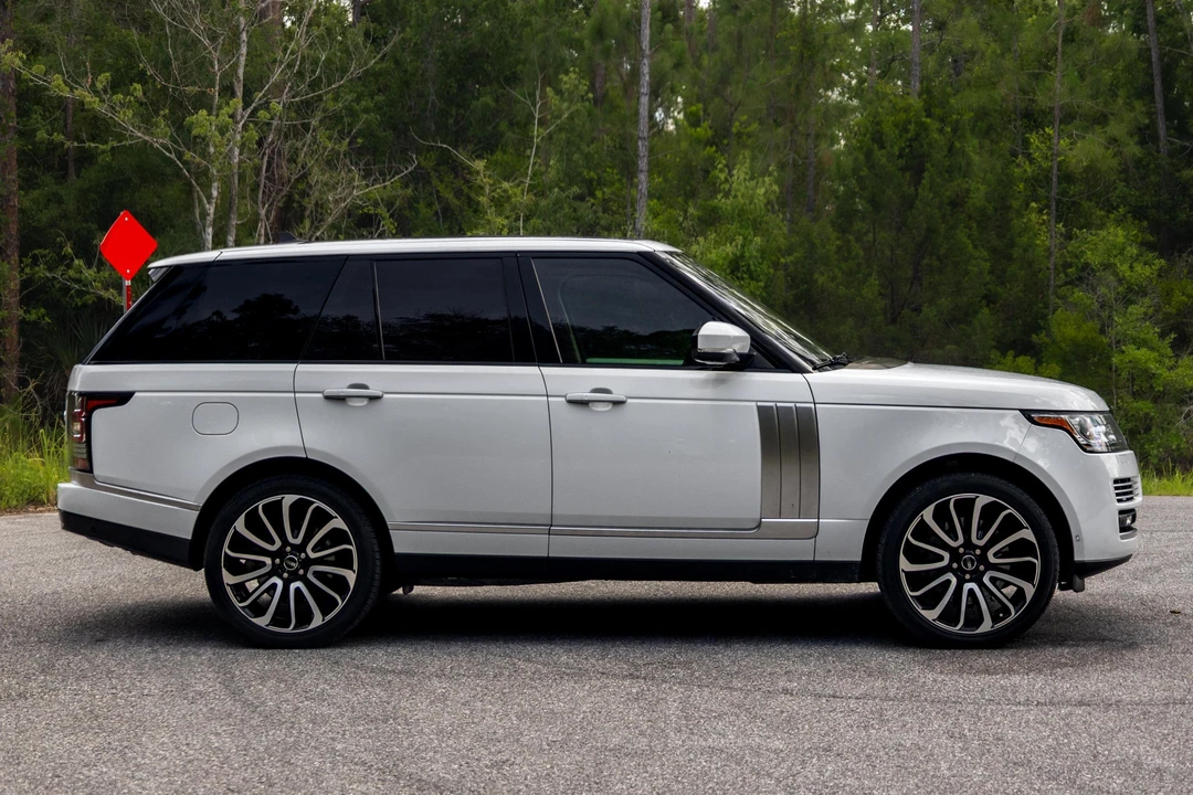 2016 Land Rover Range Rover L405 - Image 3 of 31