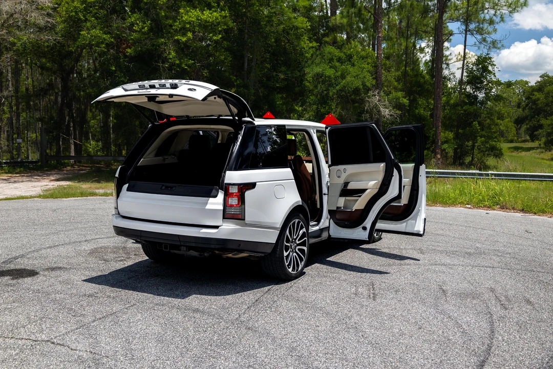 2016 Land Rover Range Rover L405 - Image 24 of 31