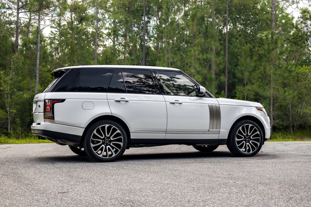 2016 Land Rover Range Rover L405 - Image 15 of 31