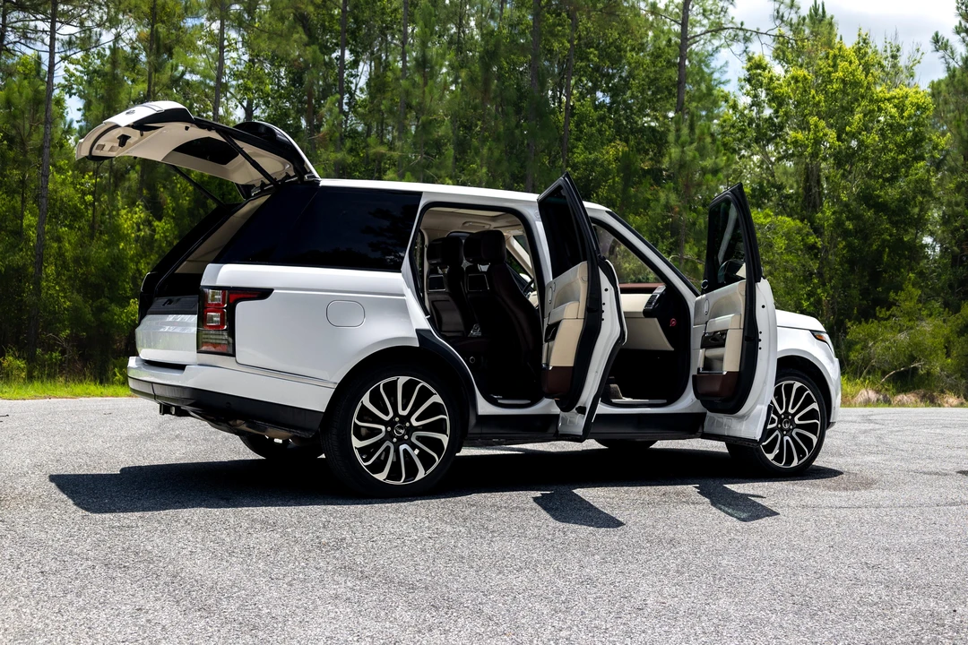 2016 Land Rover Range Rover L405 - Image 26 of 31