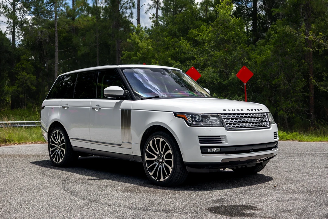 2016 Land Rover Range Rover L405 - Image 18 of 31
