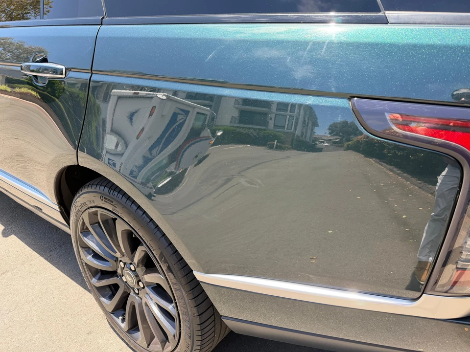 2016 Land Rover Range Rover L405 - Image 18 of 31