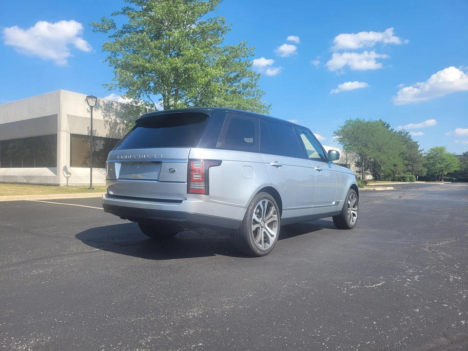 2016 Land Rover Range Rover L405 - Image 14 of 31