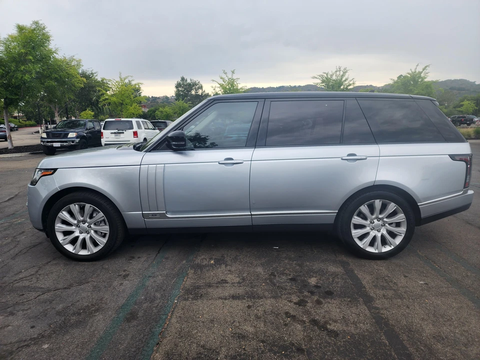 2016 Land Rover Range Rover L405 - Image 9 of 31