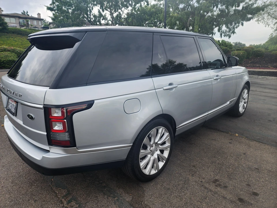 2016 Land Rover Range Rover L405 - Image 10 of 31