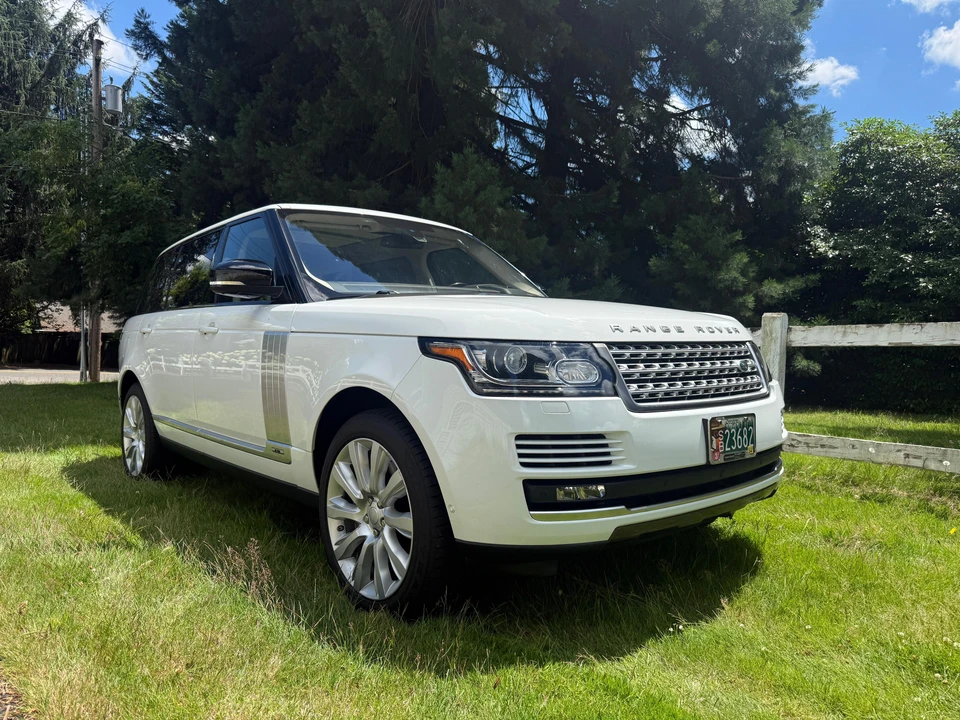 2016 Land Rover Range Rover L405 - Image 15 of 31