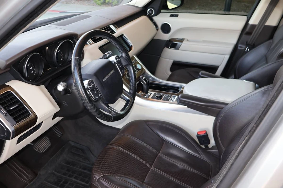 2016 Land Rover Range Rover L405 - Image 14 of 15