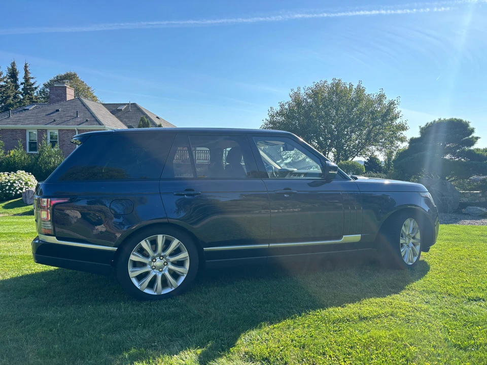 2016 Land Rover Range Rover L405 - Image 12 of 31