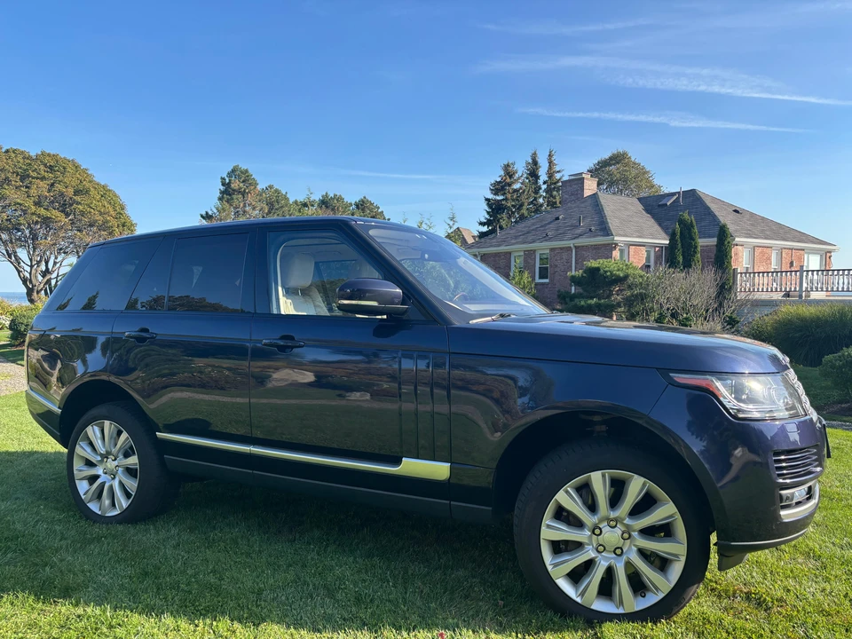 2016 Land Rover Range Rover L405 - Image 23 of 31