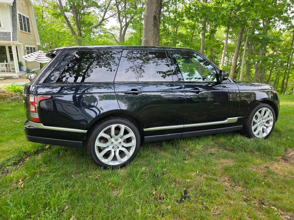 2016 Land Rover Range Rover L405 - Image 13 of 31