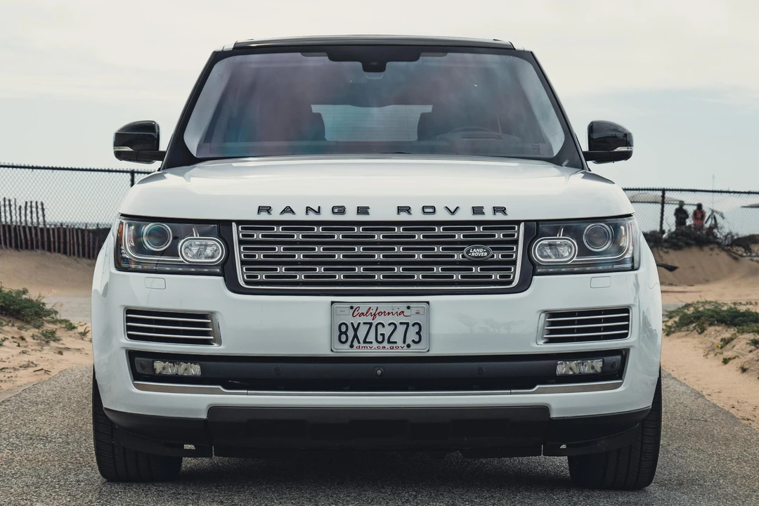 2016 Land Rover Range Rover L405 - Image 2 of 31