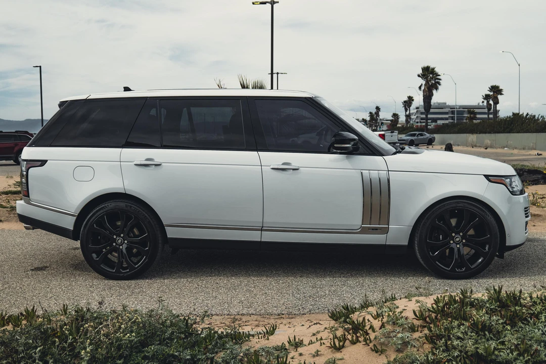 2016 Land Rover Range Rover L405 - Image 3 of 31