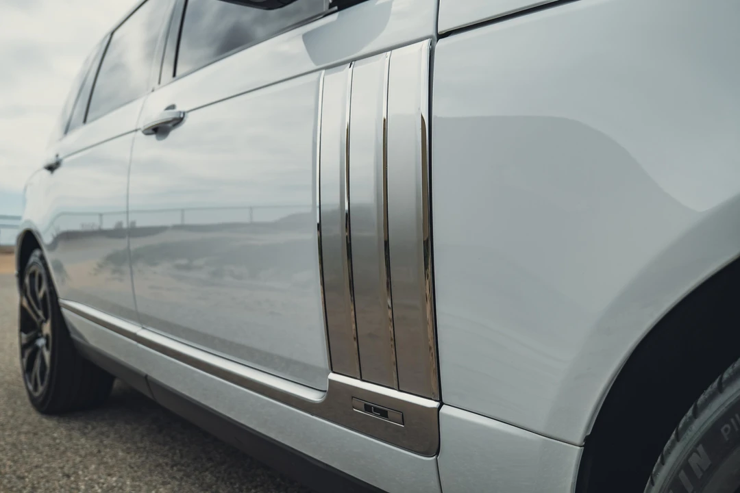2016 Land Rover Range Rover L405 - Image 19 of 31