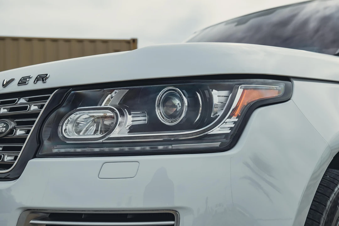 2016 Land Rover Range Rover L405 - Image 13 of 31