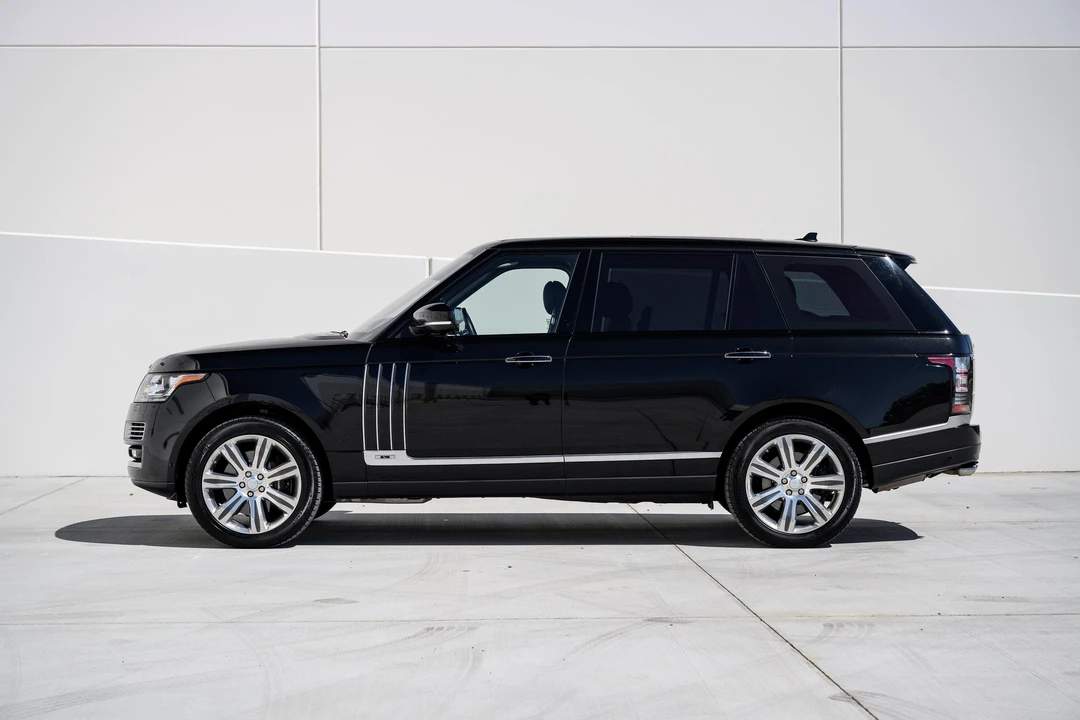 2016 Land Rover Range Rover L405 - Image 11 of 31