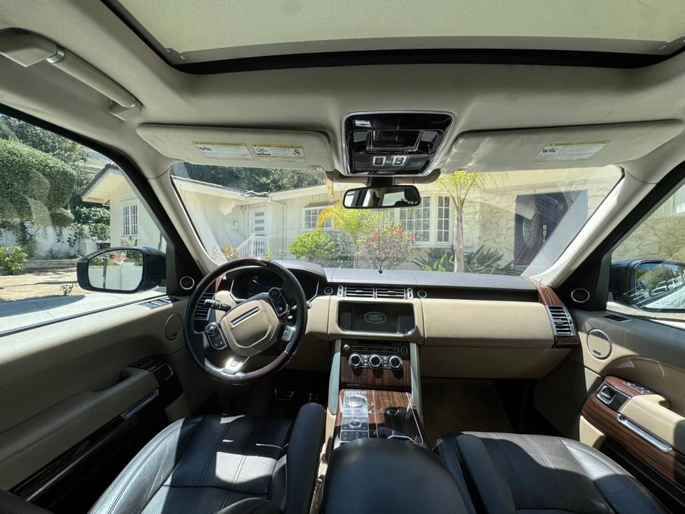 2016 Land Rover Range Rover L405 - Image 17 of 19
