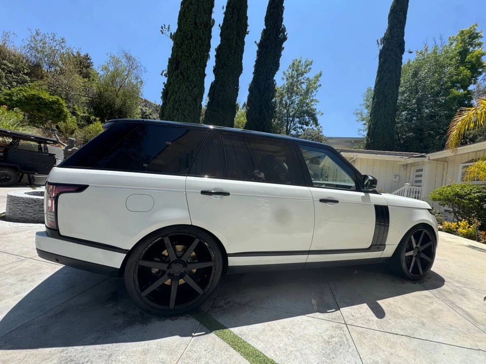 2016 Land Rover Range Rover L405 - Image 5 of 19