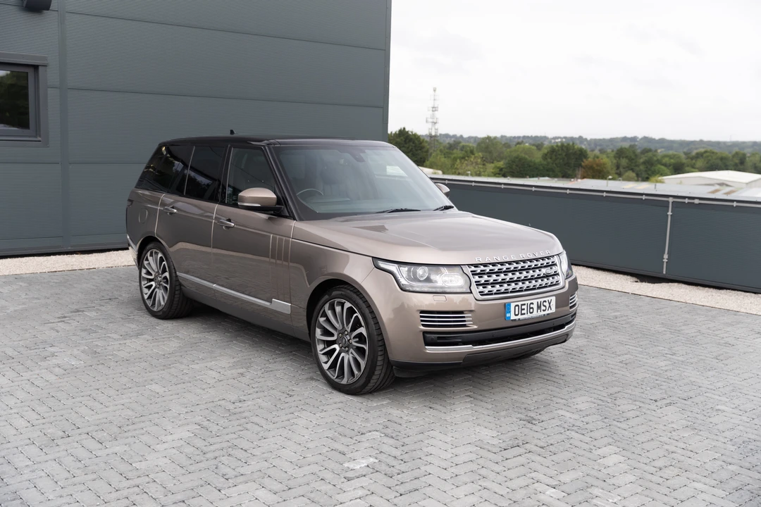 2016 Land Rover Range Rover L405 - Image 18 of 31