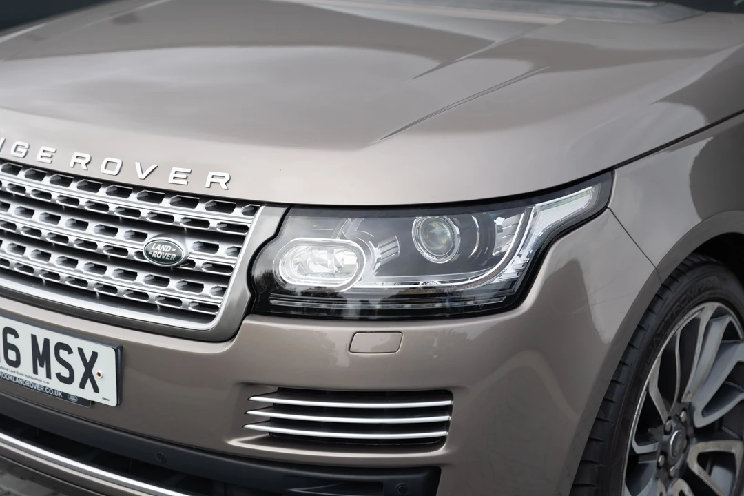 2016 Land Rover Range Rover L405 - Image 21 of 31