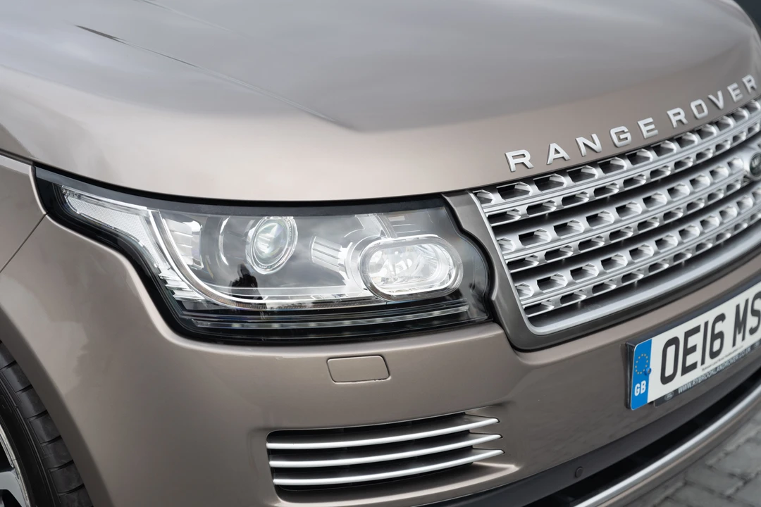 2016 Land Rover Range Rover L405 - Image 26 of 31