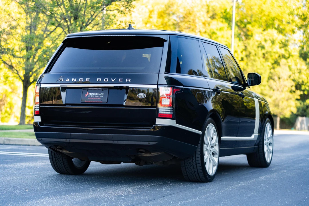 2016 Land Rover Range Rover L405 - Image 17 of 31