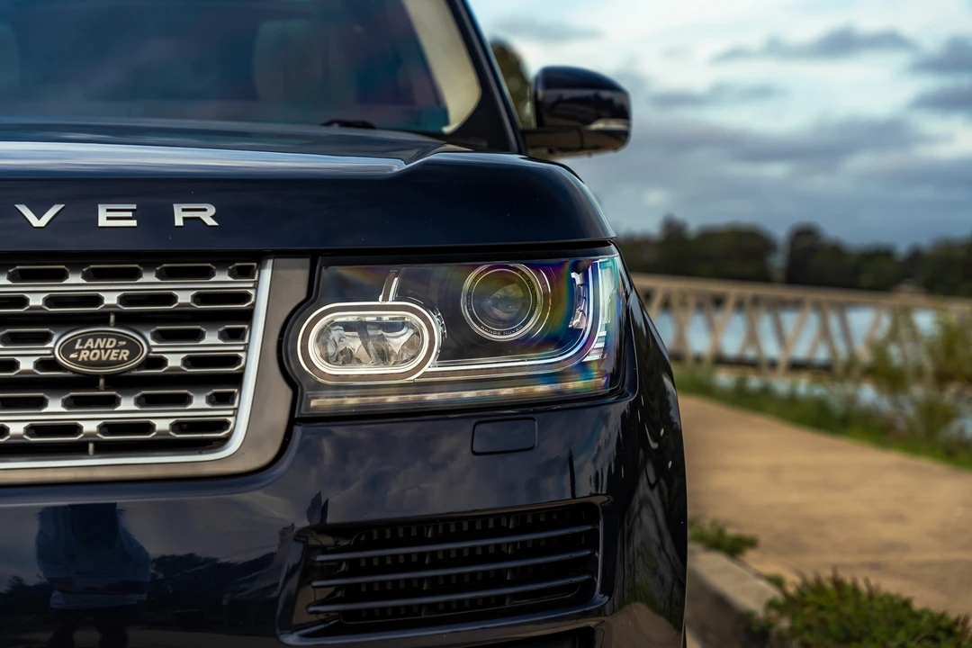 2016 Land Rover Range Rover L405 - Image 17 of 31