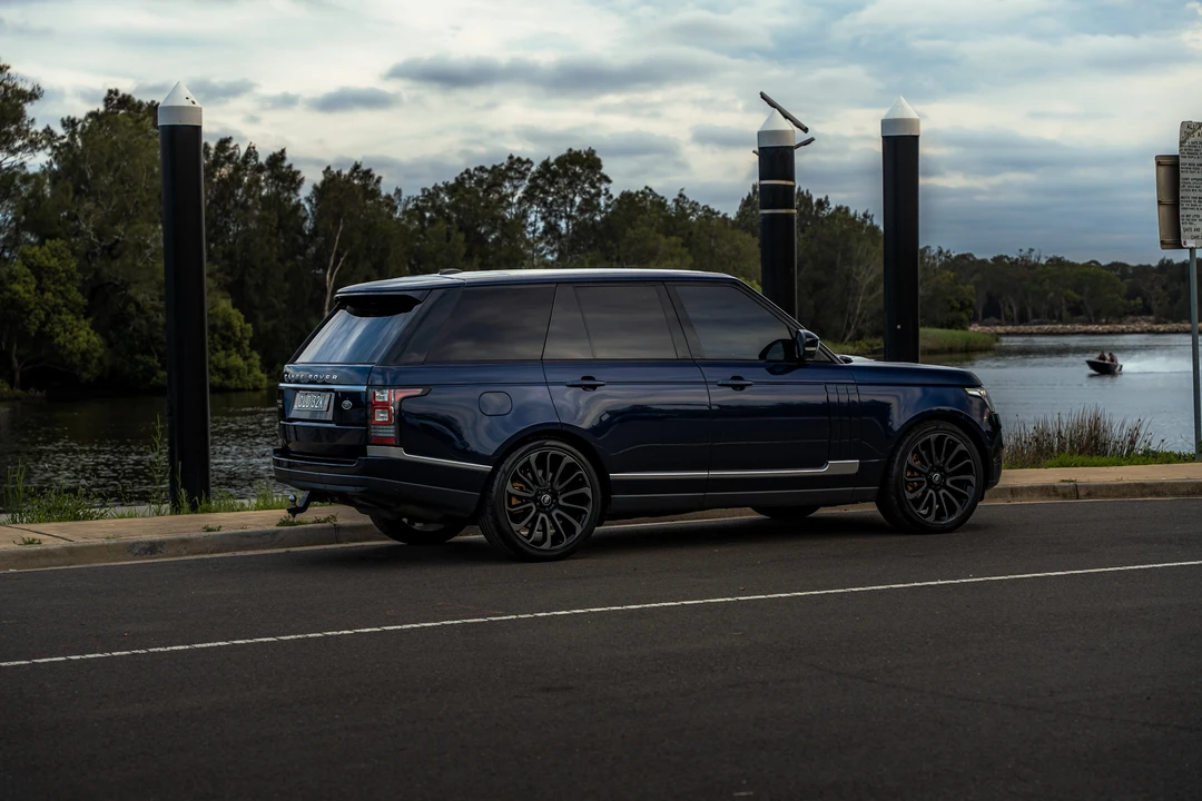 2016 Land Rover Range Rover L405 - Image 5 of 31