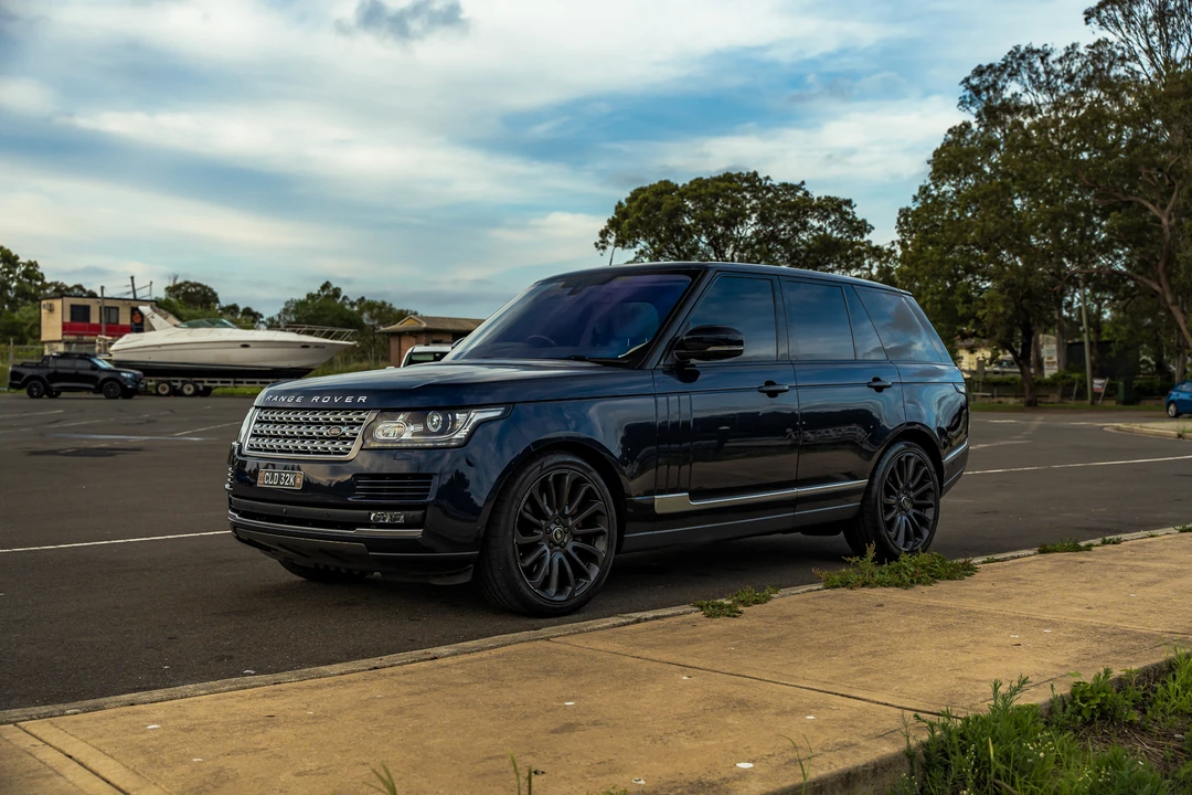 2016 Land Rover Range Rover L405 - Image 9 of 31