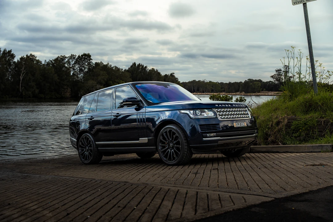 2016 Land Rover Range Rover L405 - Image 13 of 31