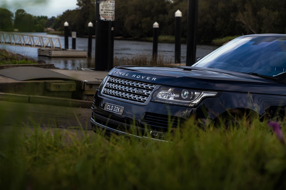 2016 Land Rover Range Rover L405 - Image 14 of 31