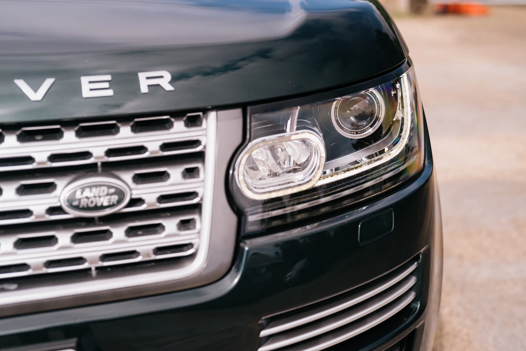 2016 Land Rover Range Rover L405 - Image 21 of 31