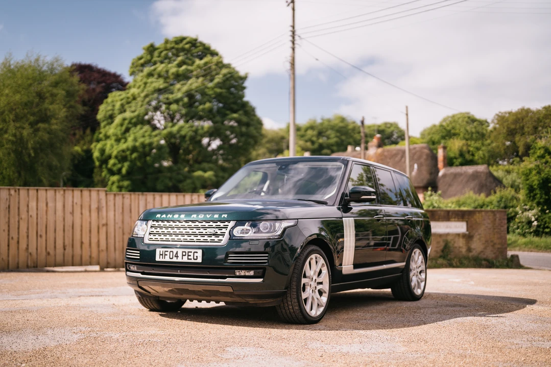 2016 Land Rover Range Rover L405 - Image 11 of 31