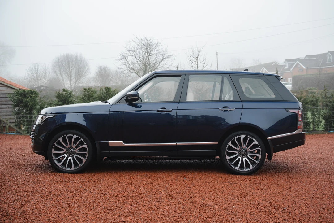2016 Land Rover Range Rover L405 - Image 4 of 31