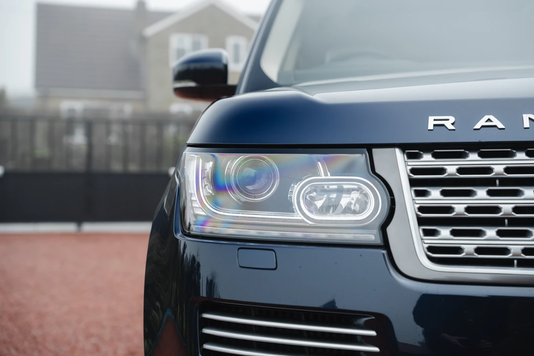 2016 Land Rover Range Rover L405 - Image 19 of 31