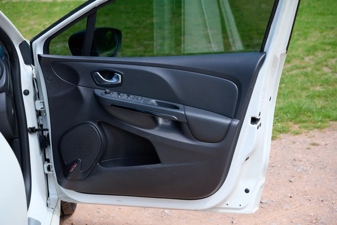 2016 Renault Clio 4th Gen - Image 26 of 30