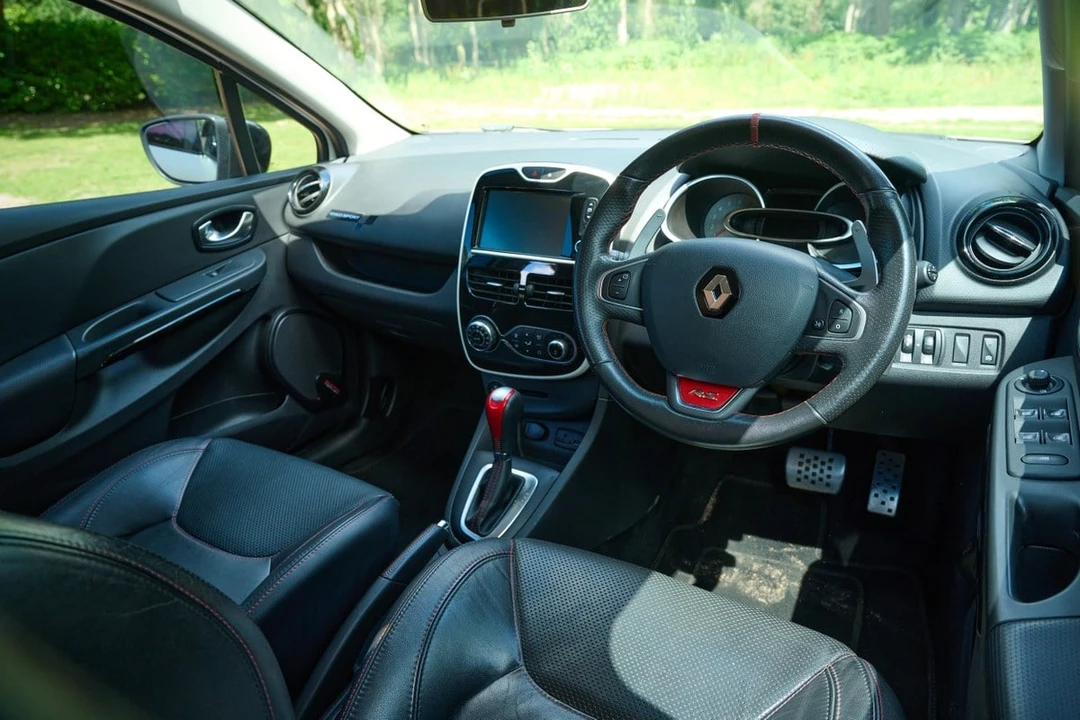 2016 Renault Clio 4th Gen - Image 23 of 30