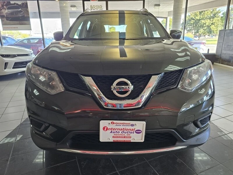 2016 Nissan Rogue - Image 2 of 4