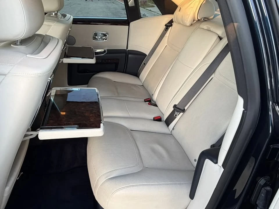 2016 Rolls-Royce Dawn - Image 9 of 19