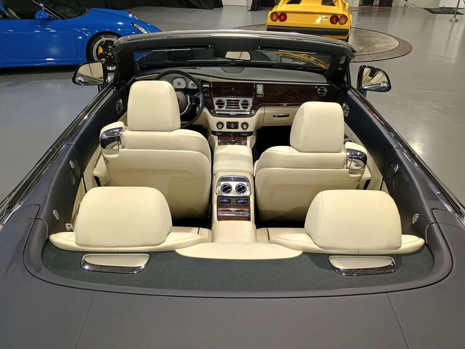 2016 Rolls-Royce Dawn - Image 7 of 12