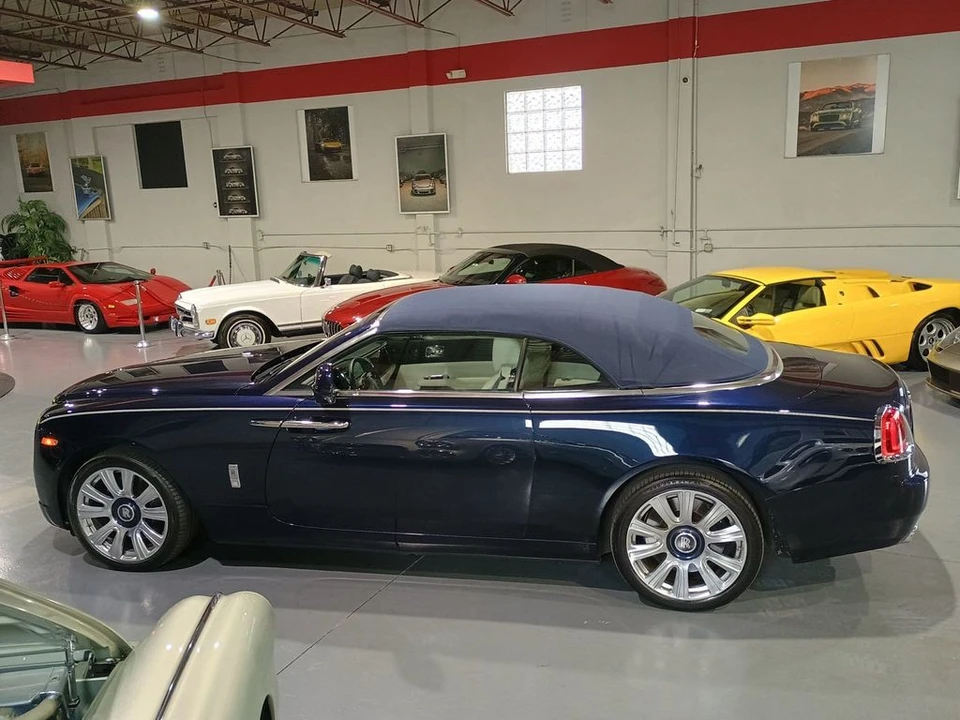2016 Rolls-Royce Dawn - Image 2 of 12