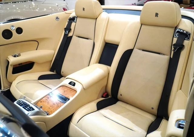2016 Rolls-Royce Dawn - Image 23 of 30
