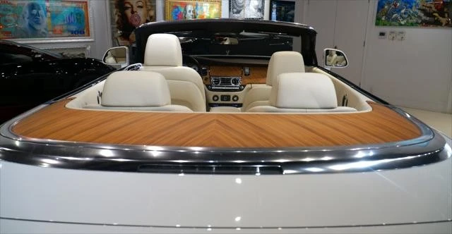 2016 Rolls-Royce Dawn - Image 12 of 21