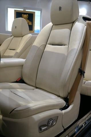 2016 Rolls-Royce Dawn - Image 18 of 21