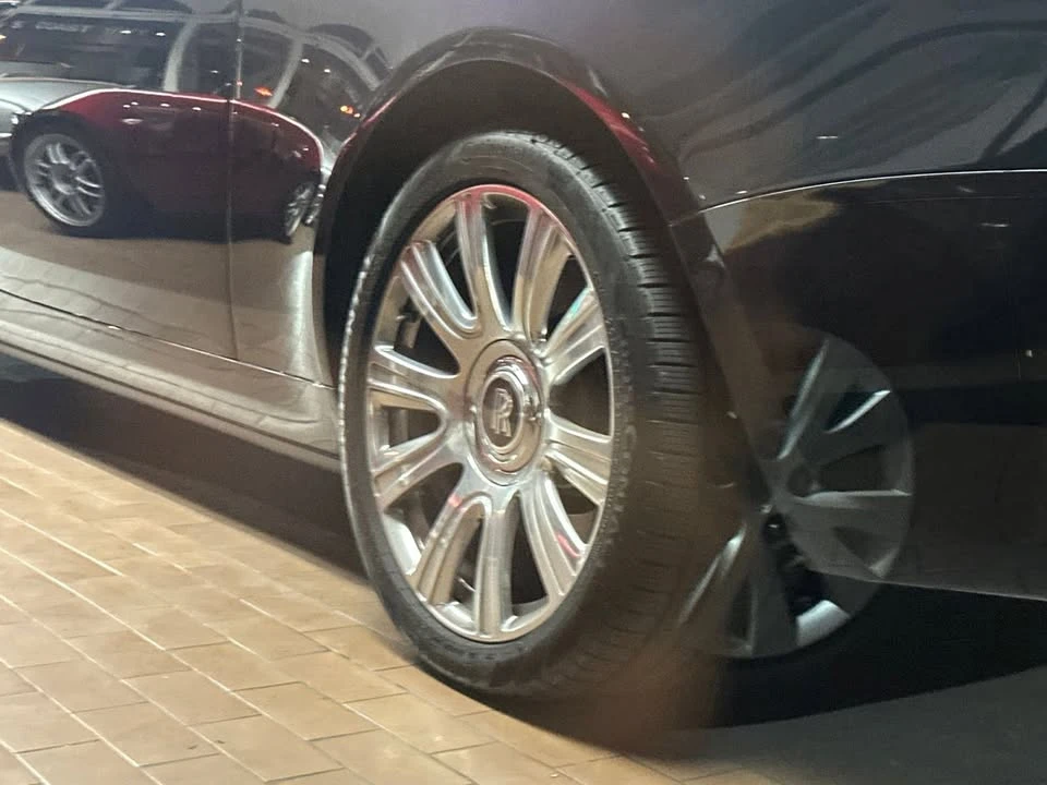 2016 Rolls-Royce Dawn - Image 9 of 20