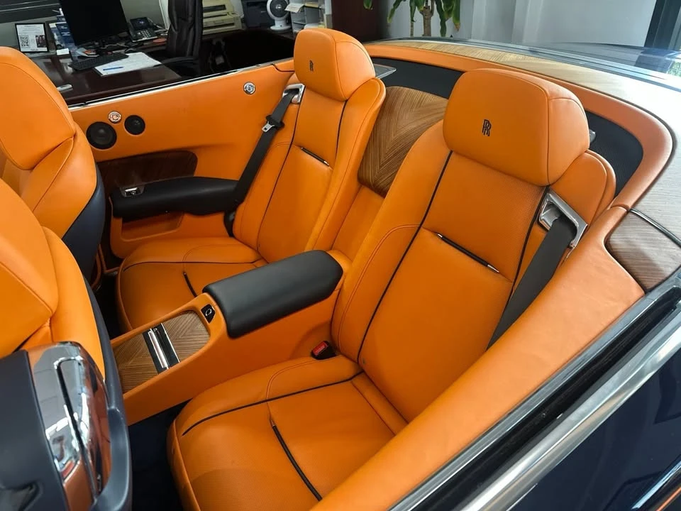 2016 Rolls-Royce Dawn - Image 16 of 20