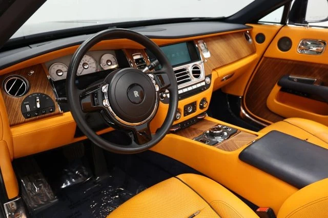 2016 Rolls-Royce Dawn - Image 24 of 31