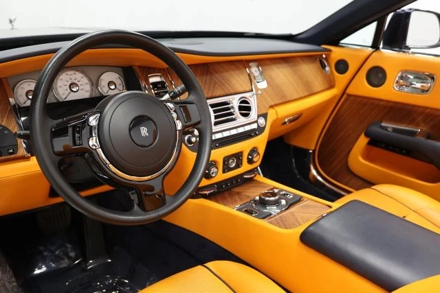 2016 Rolls-Royce Dawn - Image 2 of 31